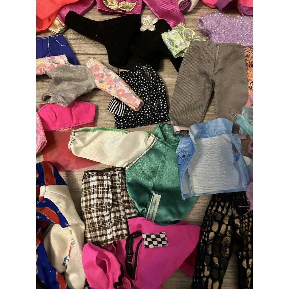 Barbie Doll Clothes lot of 36 pieces 90s/2000s skirts pants tops Vintage